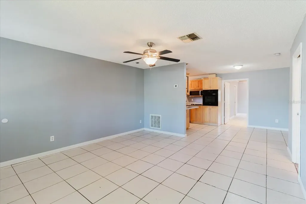 2009 Peppertree Court Oldsmar FL 34677