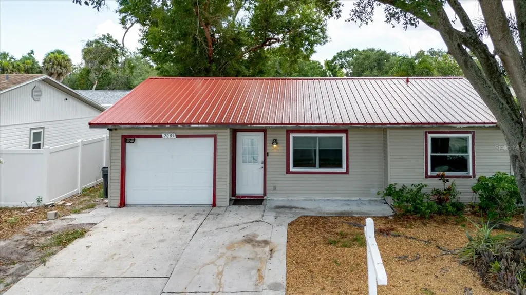 2009 Peppertree Court Oldsmar FL 34677