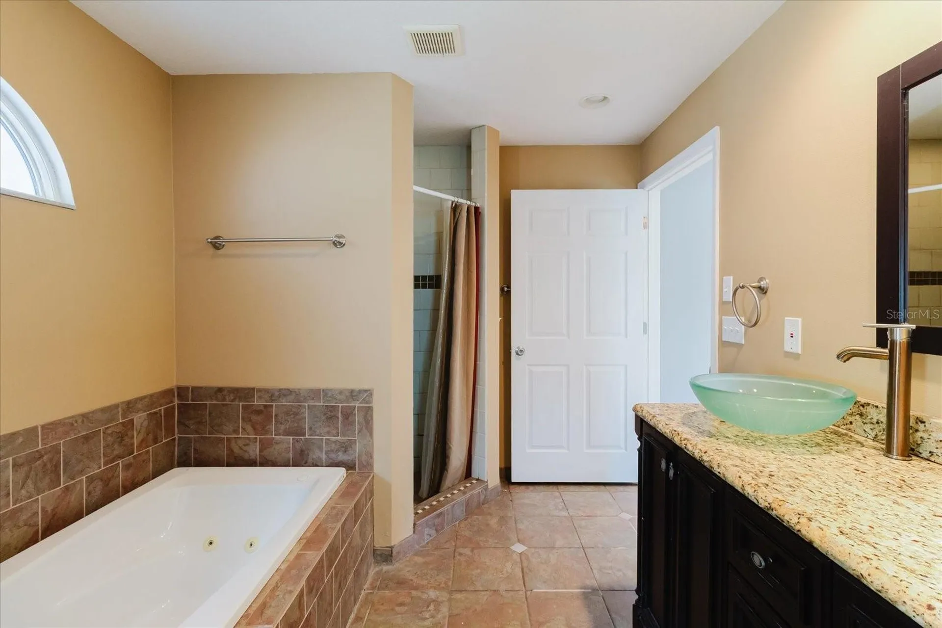 2009 Peppertree Court Oldsmar FL 34677