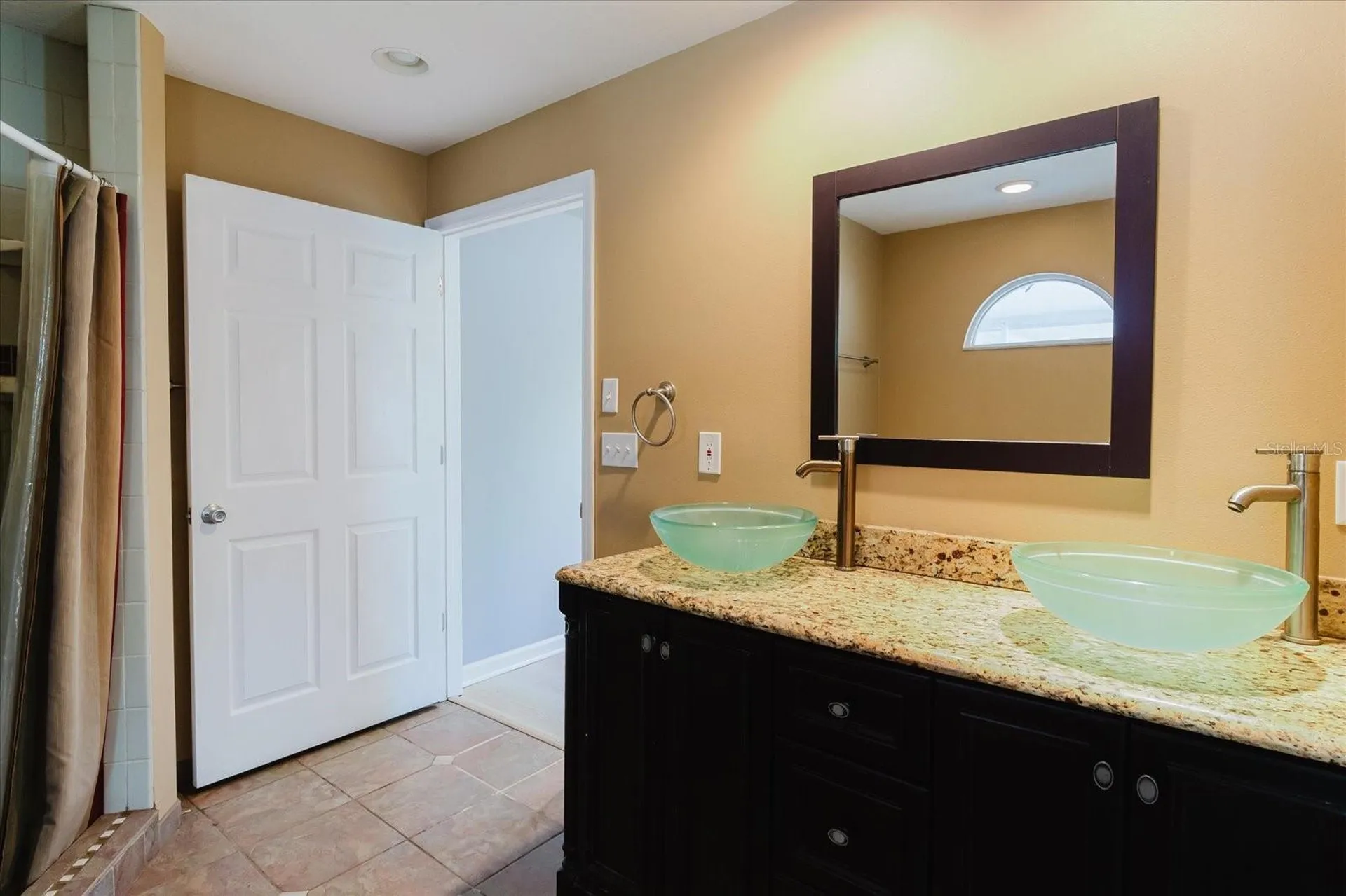 2009 Peppertree Court Oldsmar FL 34677