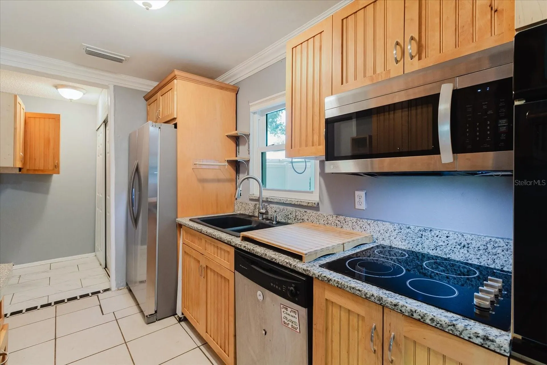 2009 Peppertree Court Oldsmar FL 34677