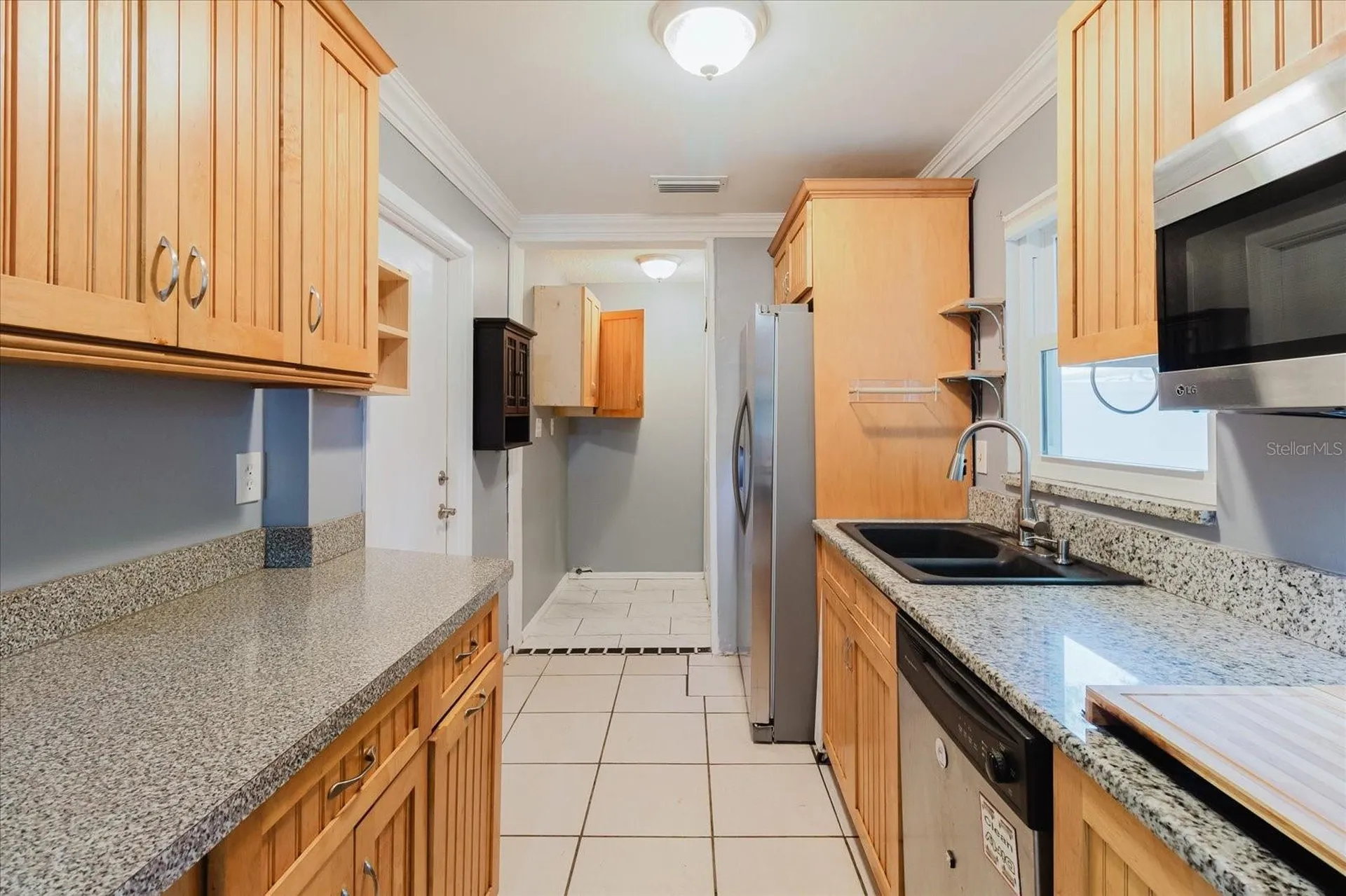 2009 Peppertree Court Oldsmar FL 34677