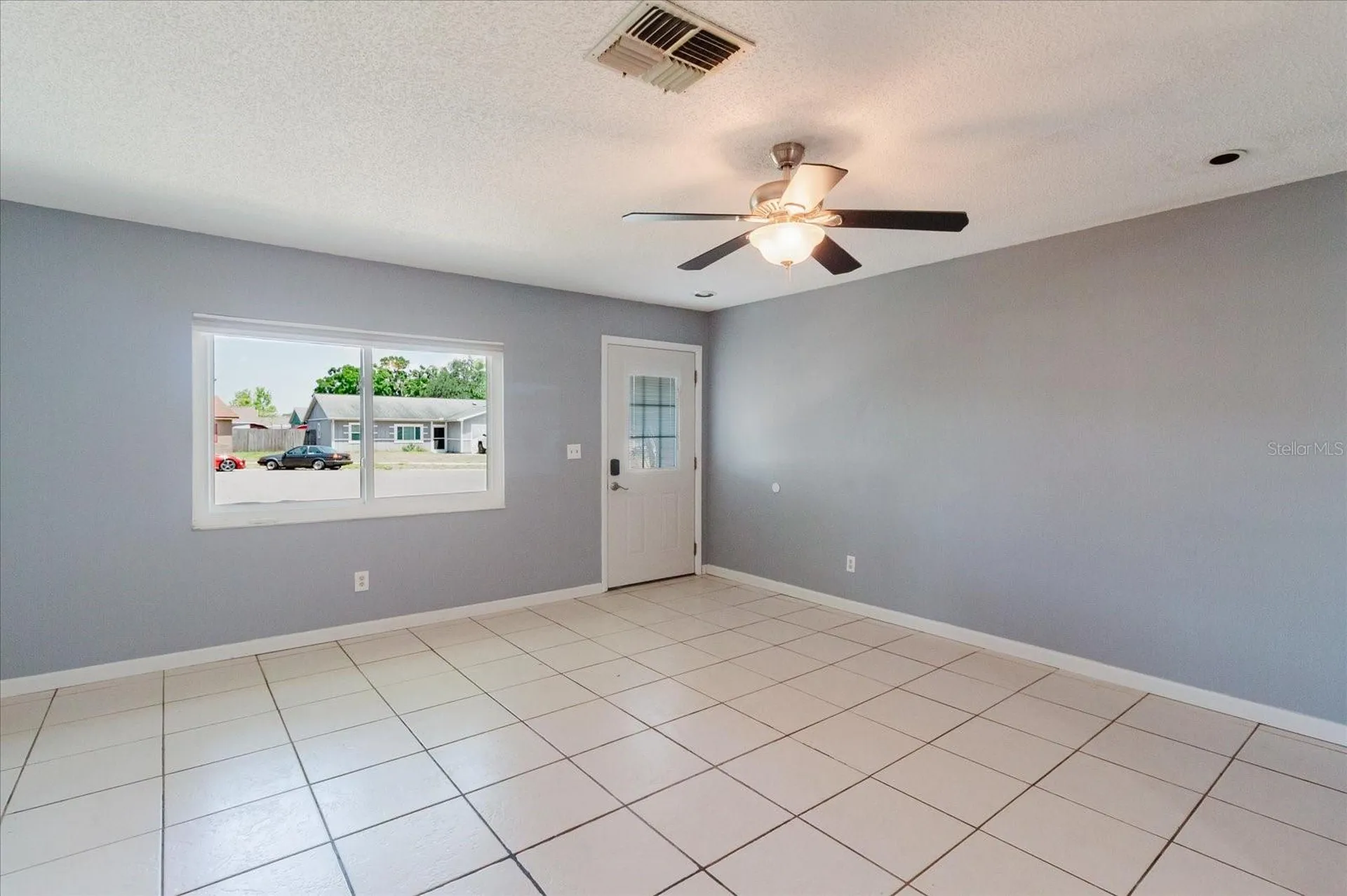 2009 Peppertree Court Oldsmar FL 34677