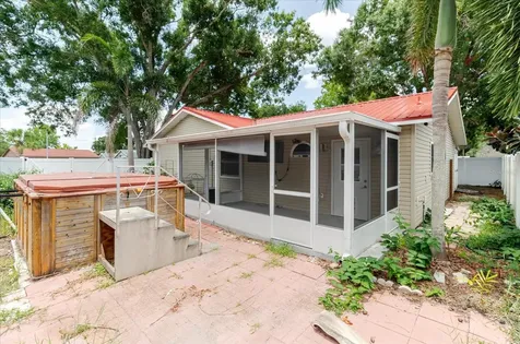 2009 Peppertree Court Oldsmar FL 34677