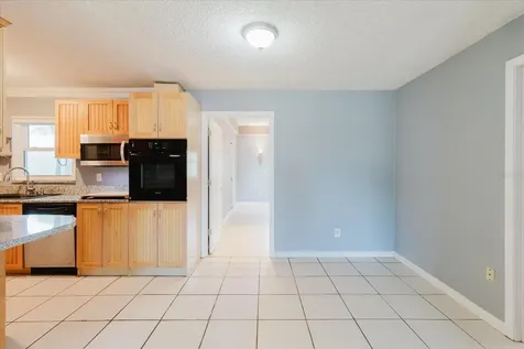 2009 Peppertree Court Oldsmar FL 34677