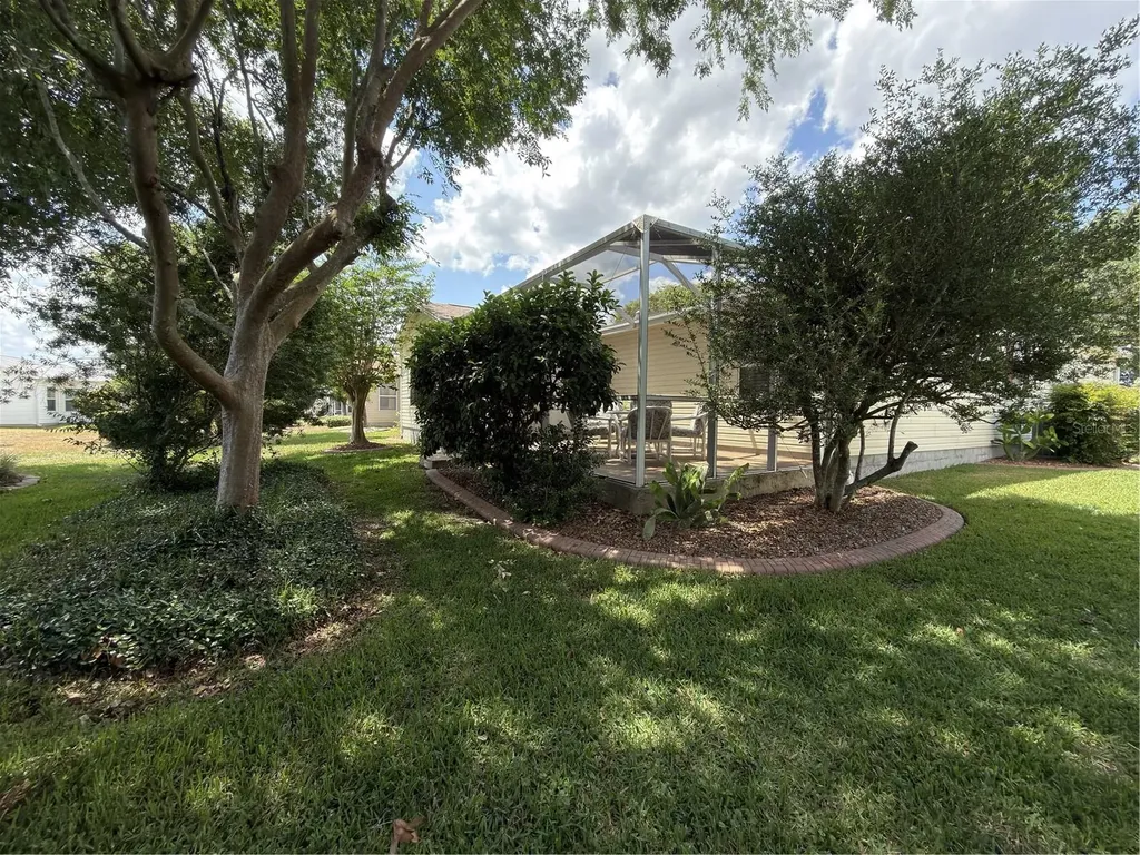 16899 SE 96th Chapelwood Circle The Villages FL 32162