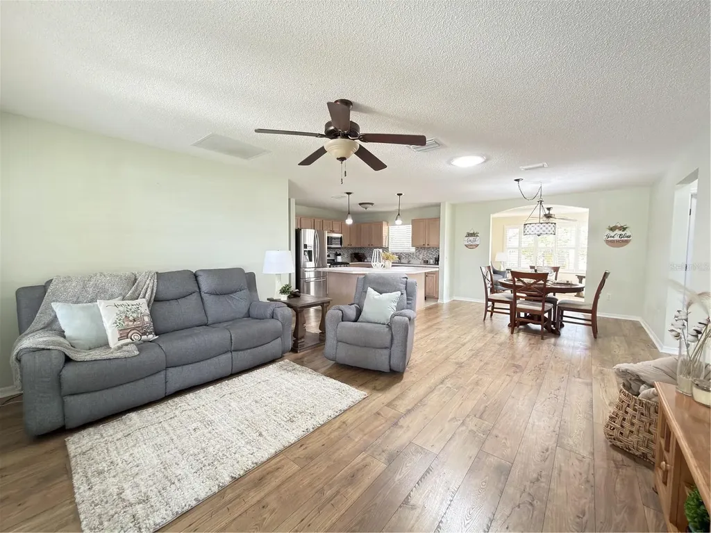 16899 SE 96th Chapelwood Circle The Villages FL 32162