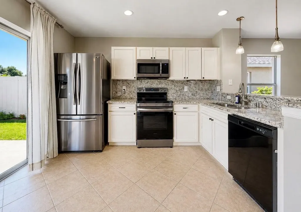 11537 Crestlake Village Drive Riverview FL 33569