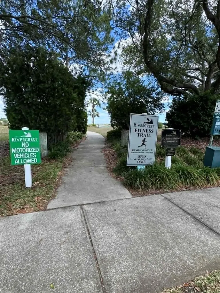 11537 Crestlake Village Drive Riverview FL 33569