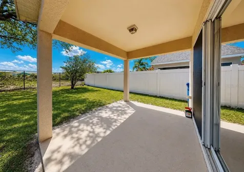 11537 Crestlake Village Drive Riverview FL 33569