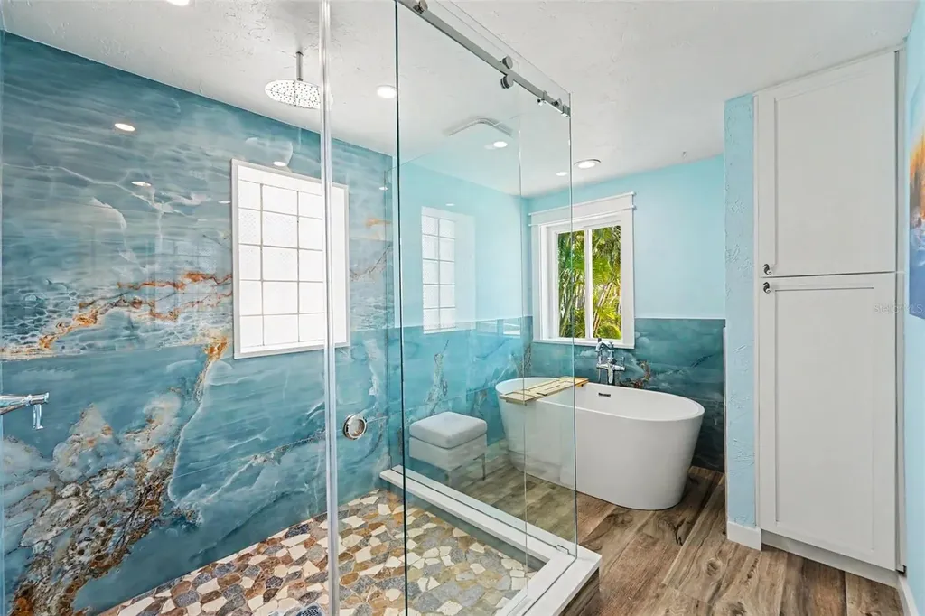 16126 4th Street E Redington Beach FL 33708