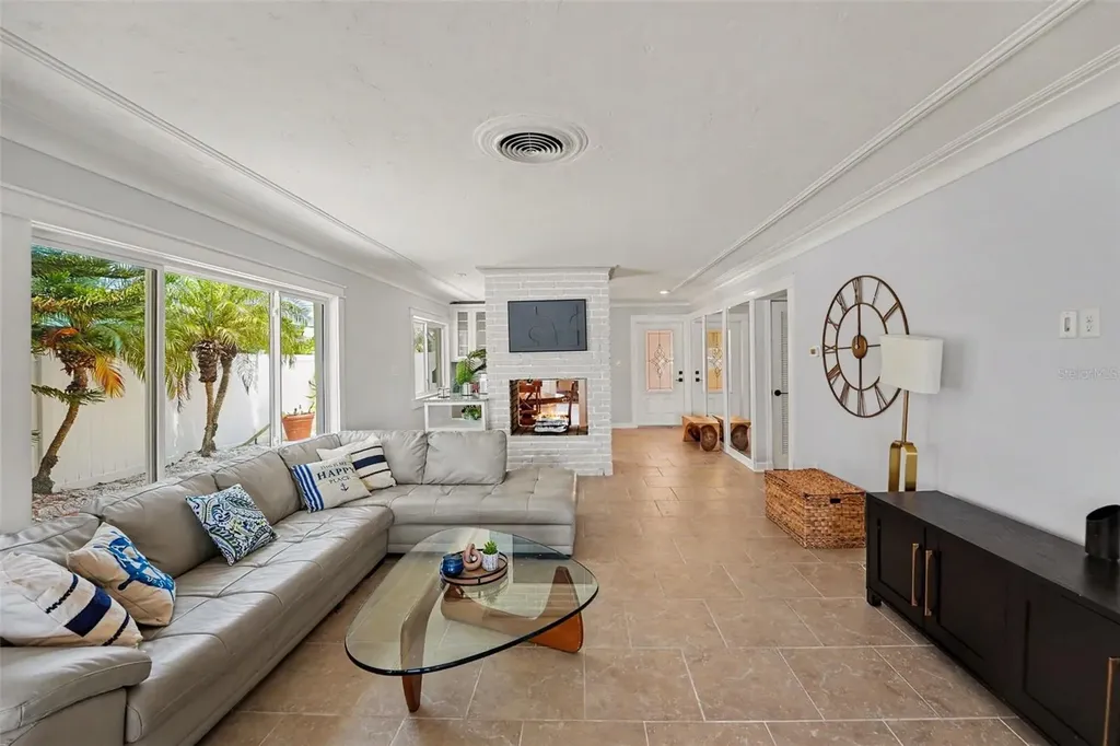 16126 4th Street E Redington Beach FL 33708
