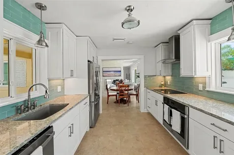 16126 4th Street E Redington Beach FL 33708