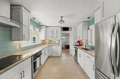 16126 4th Street E Redington Beach FL 33708