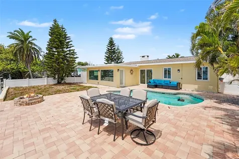 16126 4th Street E Redington Beach FL 33708