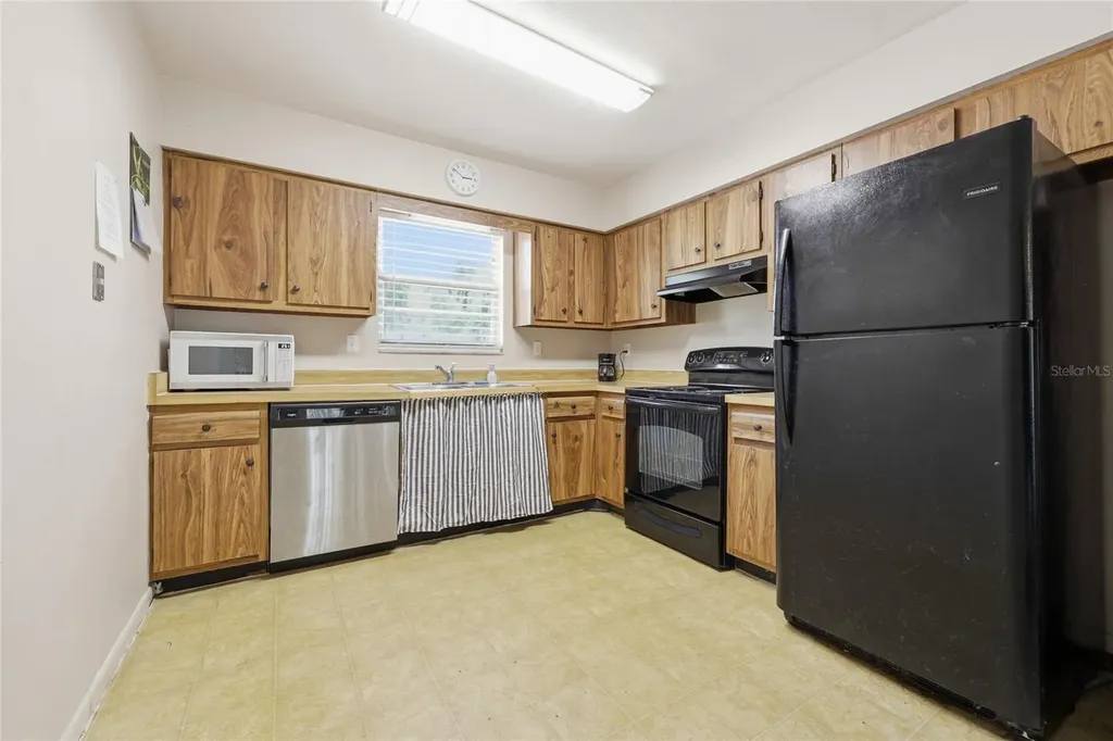 7717 SW 52nd Place Gainesville FL 32608