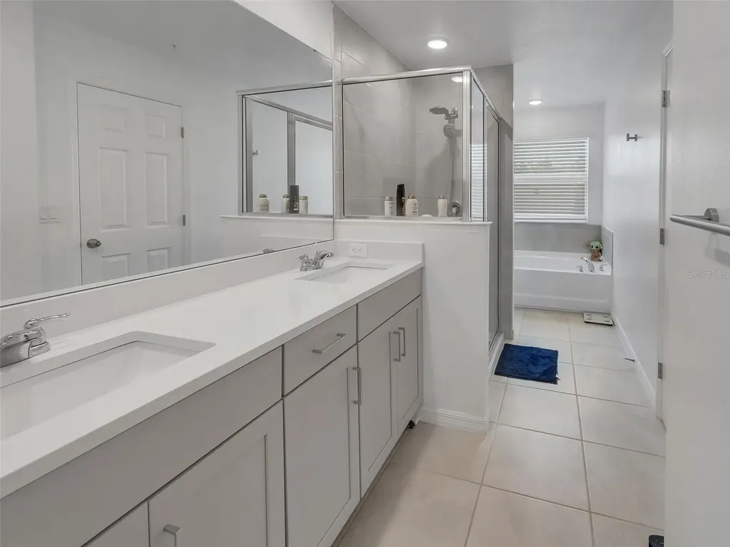 11761 Tidal Alley Orlando FL 32832