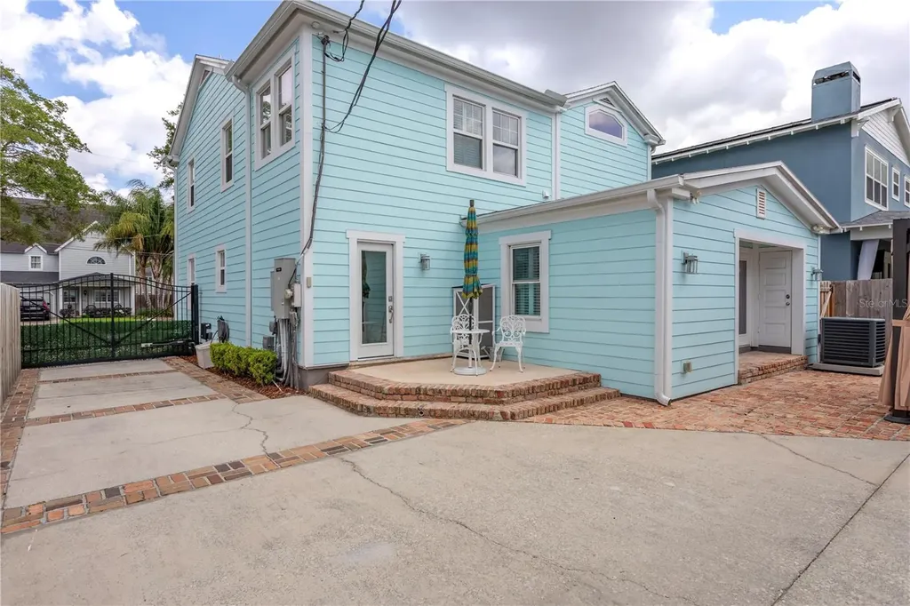 422 E Gore Street Orlando FL 32806