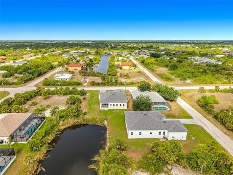 10262 Kingsville Drive Port Charlotte FL 33981