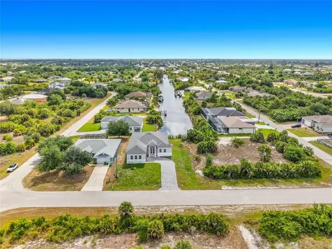10262 Kingsville Drive Port Charlotte FL 33981