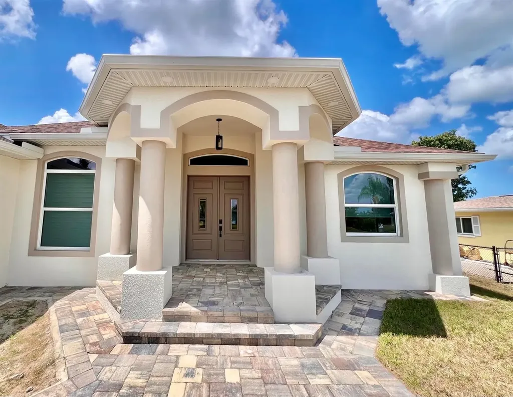 55 Rotonda Circle Rotonda West FL 33947