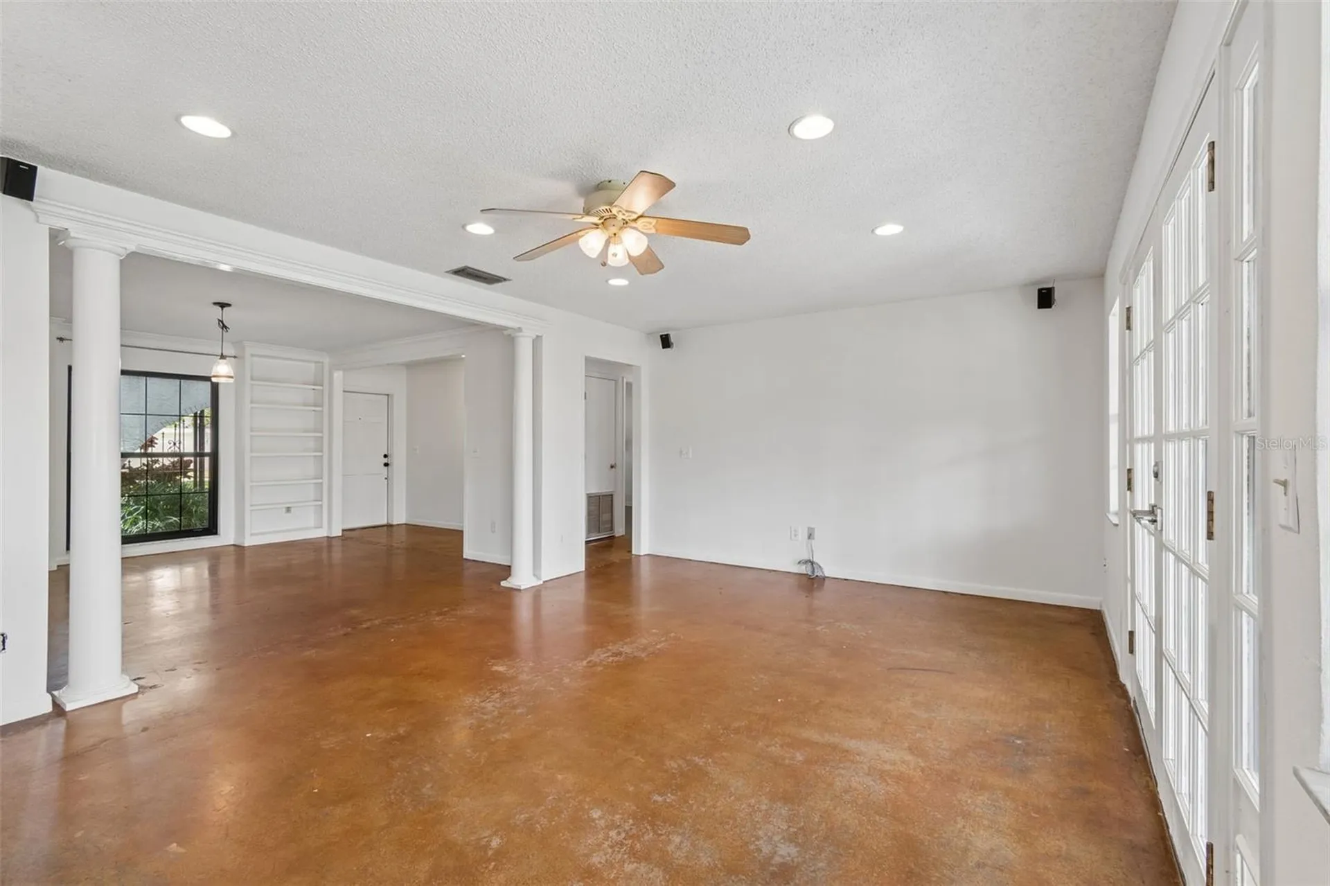 13338 Lake George Lane Tampa FL 33618
