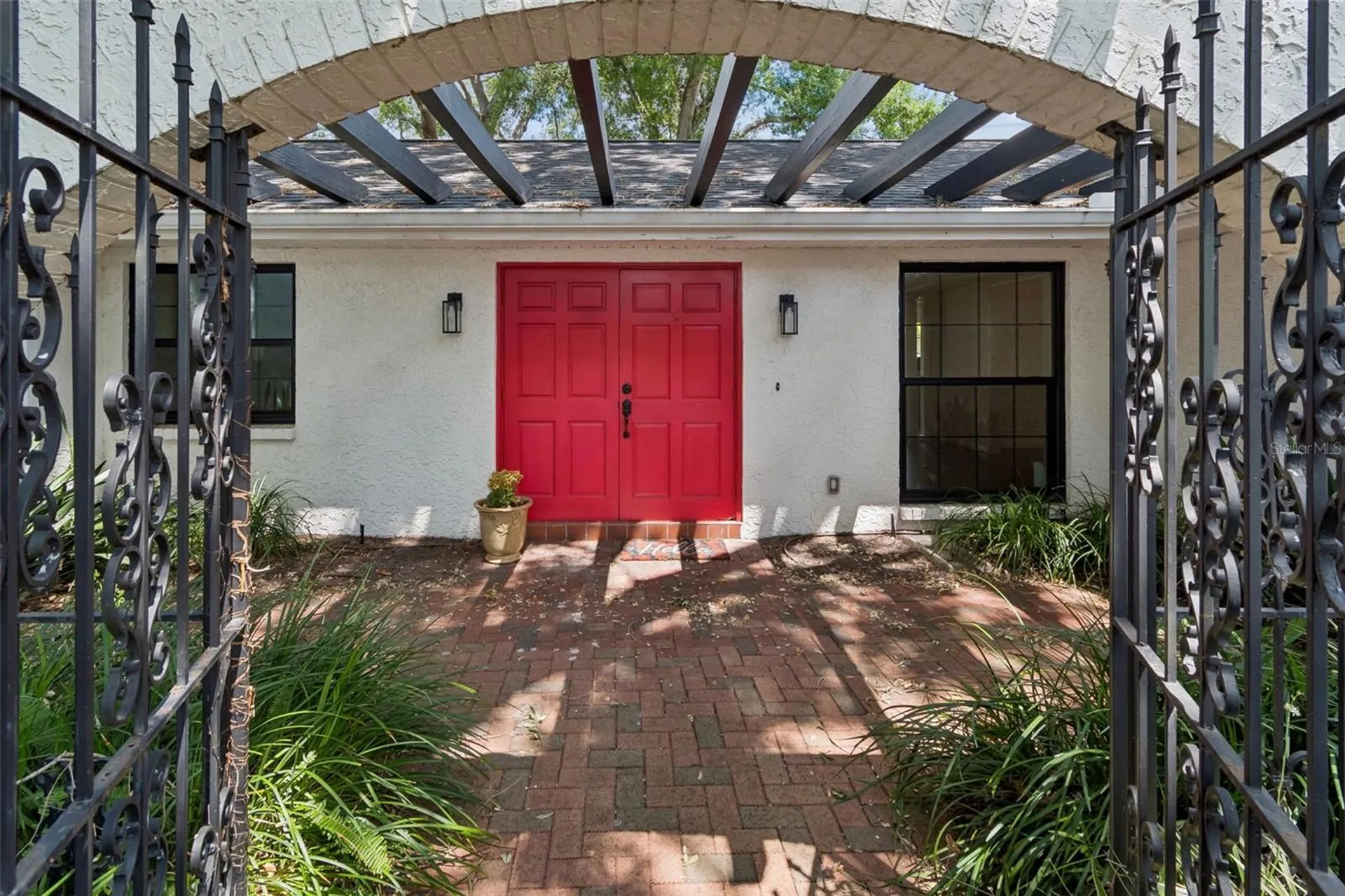 13338 Lake George Lane Tampa FL 33618