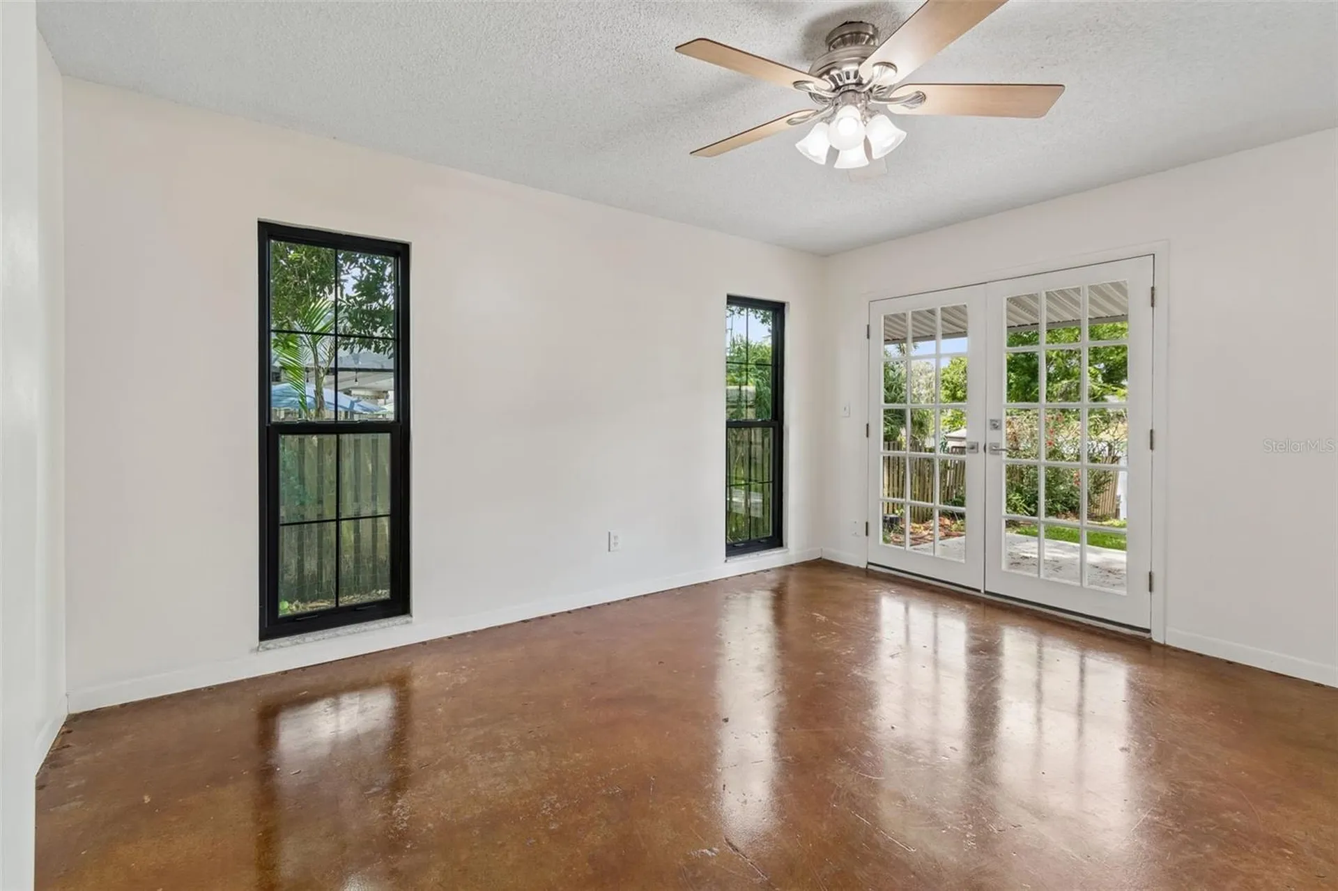 13338 Lake George Lane Tampa FL 33618