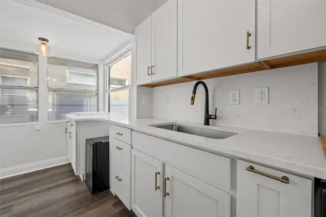 2824 5th Avenue N St Petersburg FL 33713