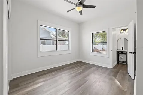 2824 5th Avenue N St Petersburg FL 33713