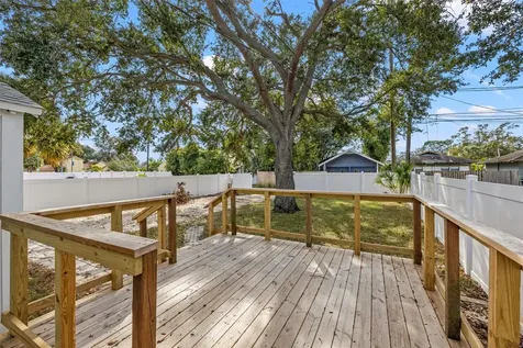 2824 5th Avenue N St Petersburg FL 33713