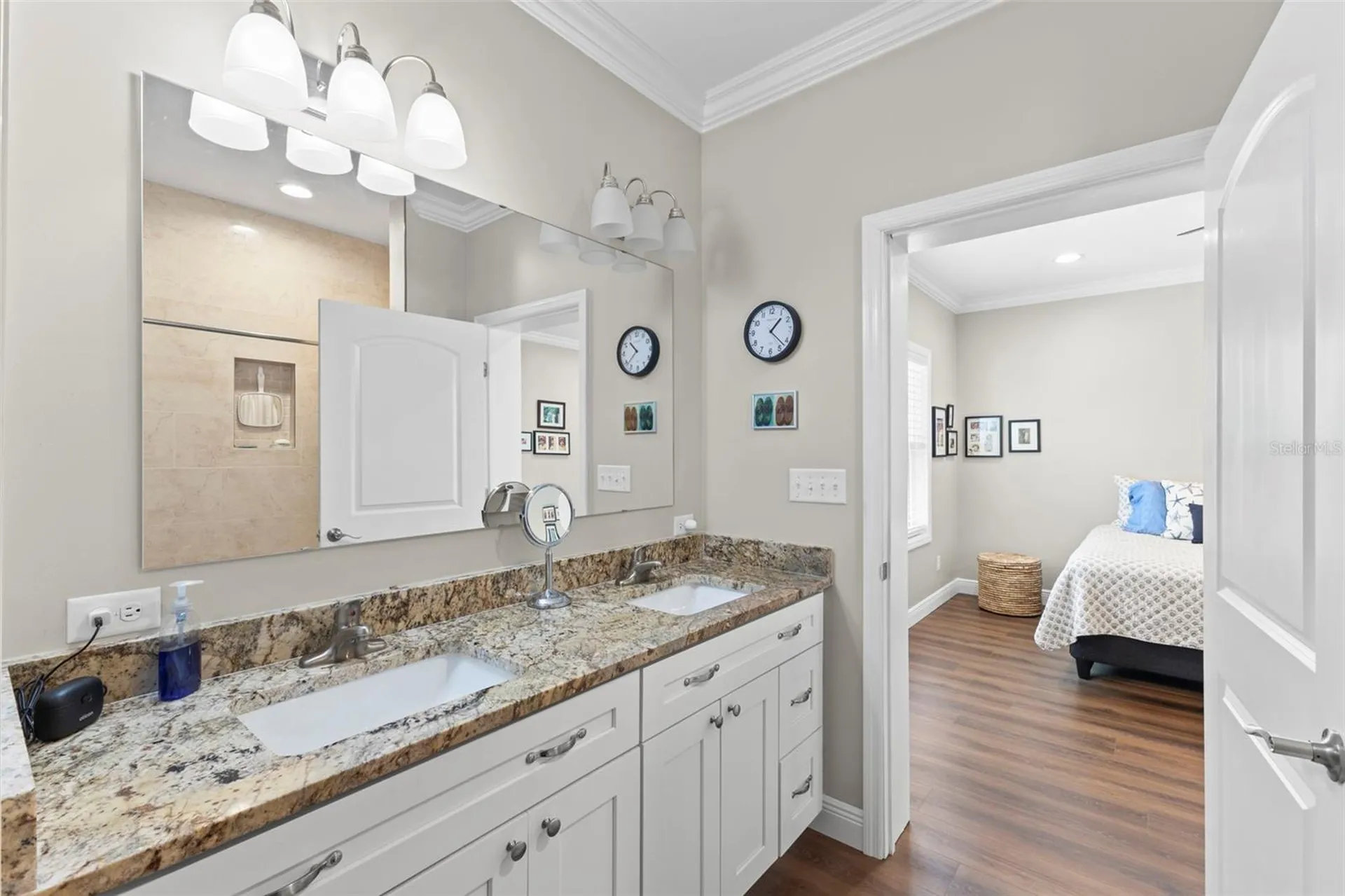563 Mount Piney Avenue NE St Petersburg FL 33702