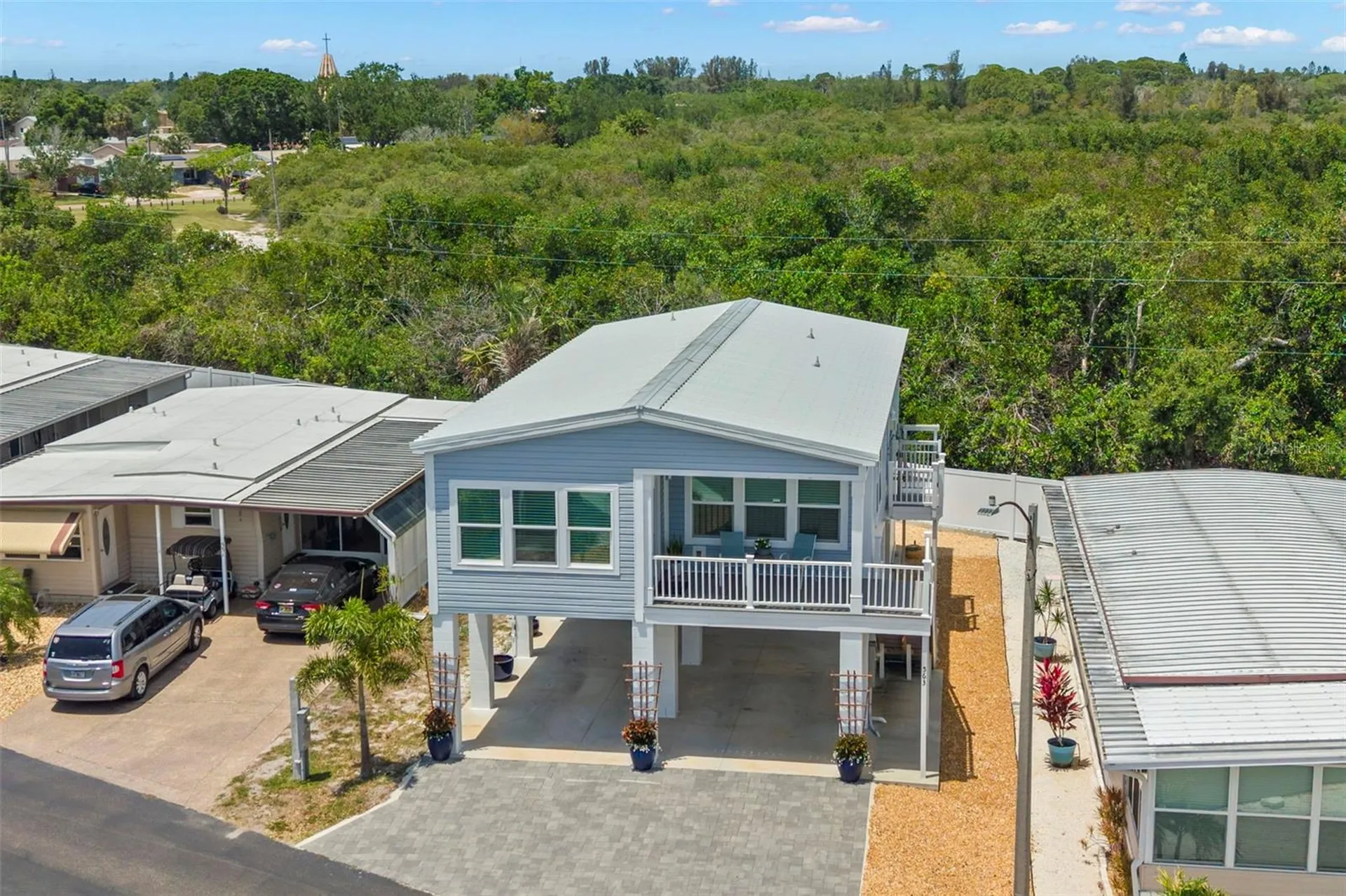 563 Mount Piney Avenue NE St Petersburg FL 33702