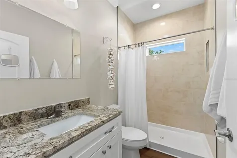563 Mount Piney Avenue NE St Petersburg FL 33702