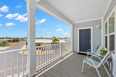 563 Mount Piney Avenue NE St Petersburg FL 33702