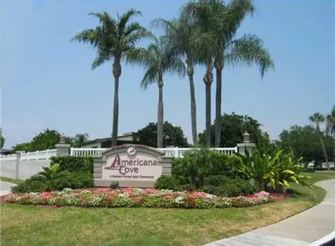 563 Mount Piney Avenue NE St Petersburg FL 33702