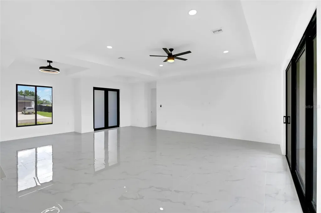 2915 23rd Street SW Lehigh Acres FL 33976