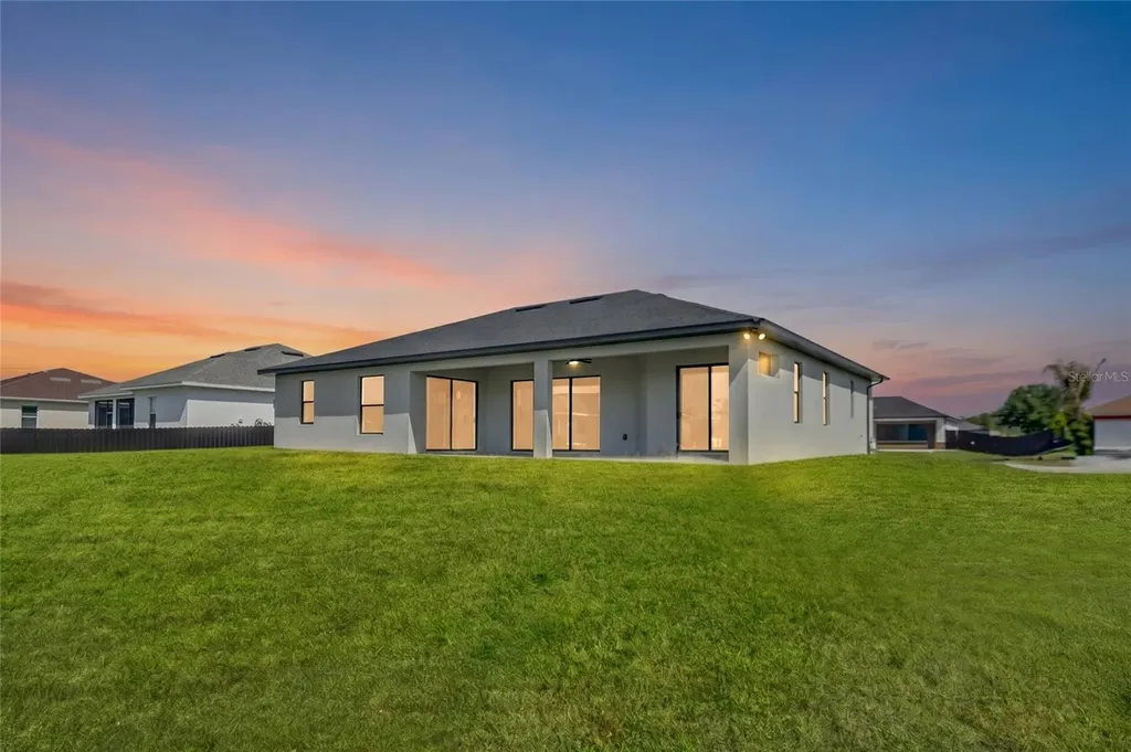 2915 23rd Street SW Lehigh Acres FL 33976