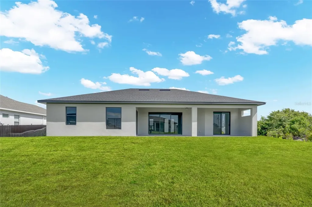 2915 23rd Street SW Lehigh Acres FL 33976
