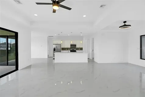 2915 23rd Street SW Lehigh Acres FL 33976