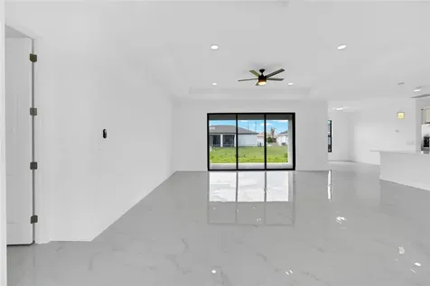 2915 23rd Street SW Lehigh Acres FL 33976