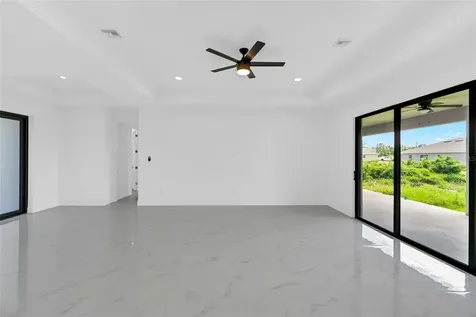 2915 23rd Street SW Lehigh Acres FL 33976