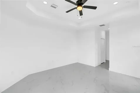 2915 23rd Street SW Lehigh Acres FL 33976
