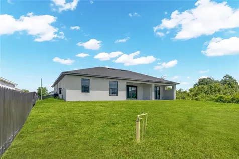 2915 23rd Street SW Lehigh Acres FL 33976