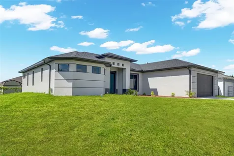 2915 23rd Street SW Lehigh Acres FL 33976
