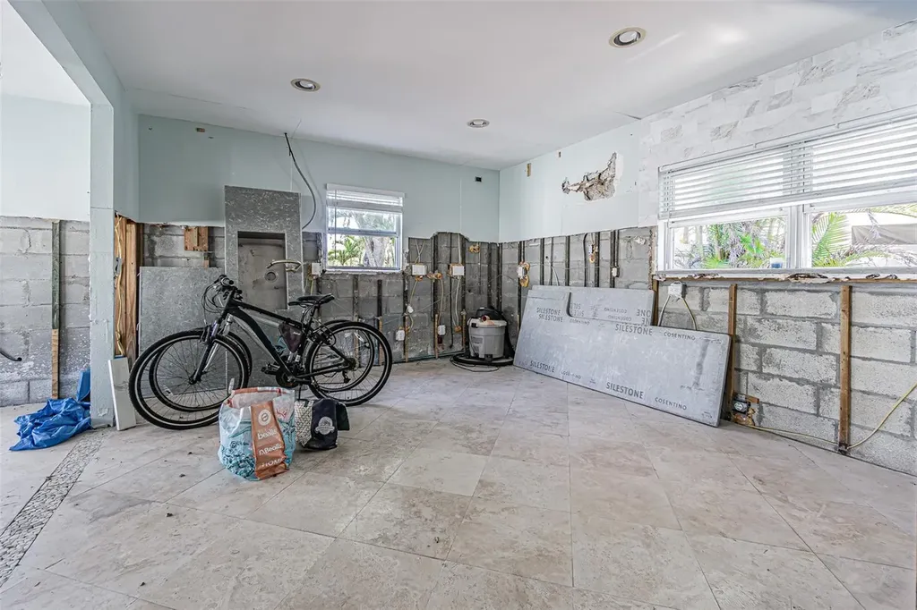 16101 4th Street E Redington Beach FL 33708