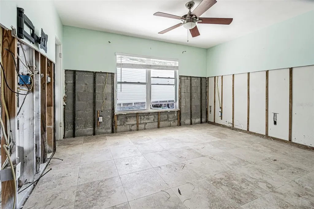 16101 4th Street E Redington Beach FL 33708