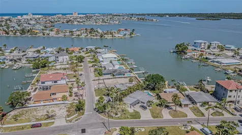 16101 4th Street E Redington Beach FL 33708