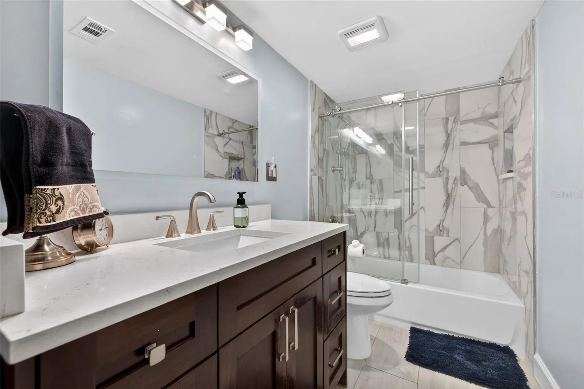 6537 Cape Hatteras Way NE St Petersburg FL 33702