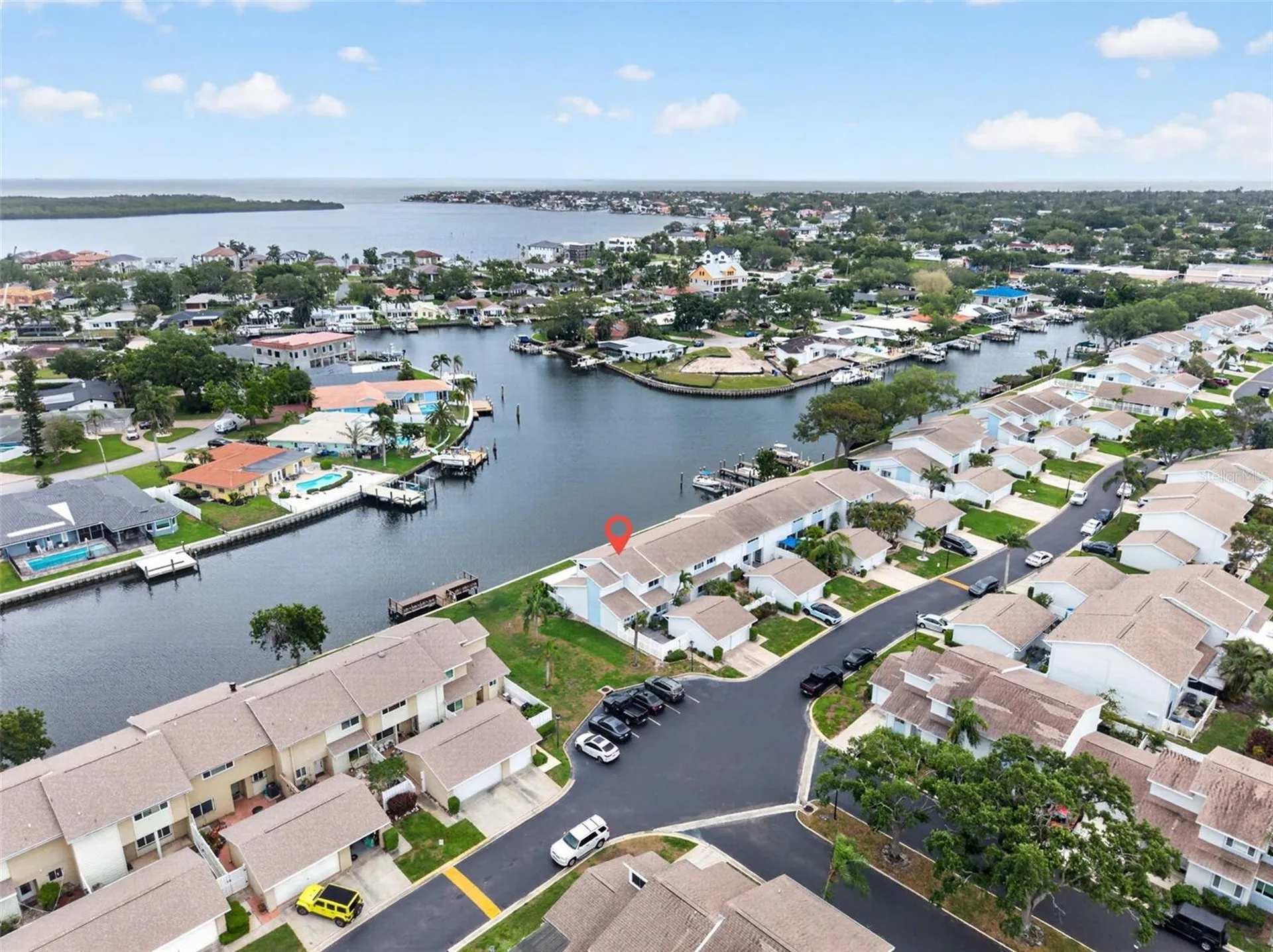 6537 Cape Hatteras Way NE St Petersburg FL 33702